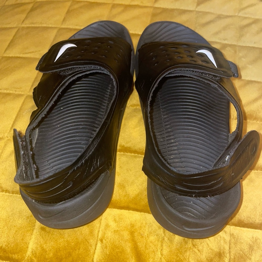Black Nike Slide Sandals - Picture 3 of 5
